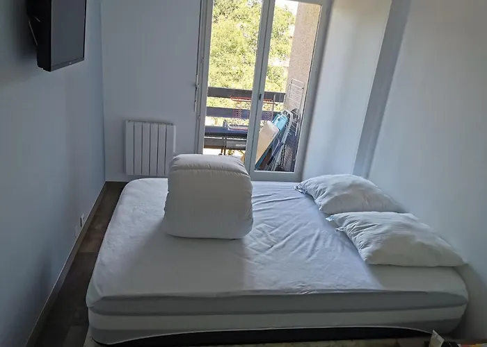 Joli 2 Pièces 4 Voyageurs équipé 13 Avenue De La Divette 14390 Appartamento *